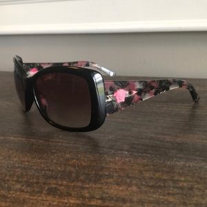 Versace sunglasses. Please read.